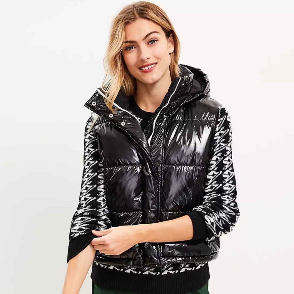 Lou & Grey Hooded Active Puffer Vest (new with tags)